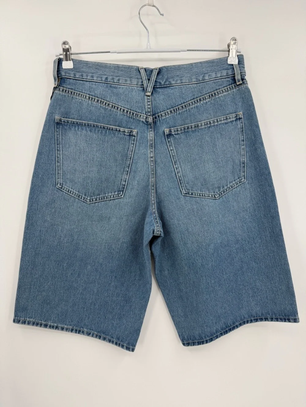 Veronica Beard Charlotte High Rise Denim Long Shorts in Silverwood Blue Size 30